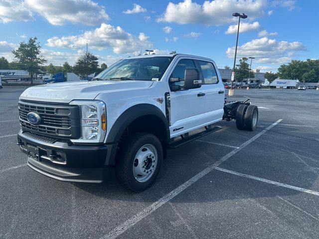 2024 Ford F-550 