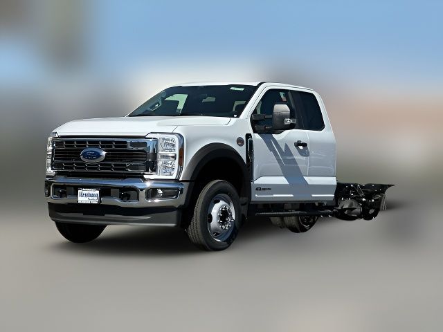 2024 Ford F-550 