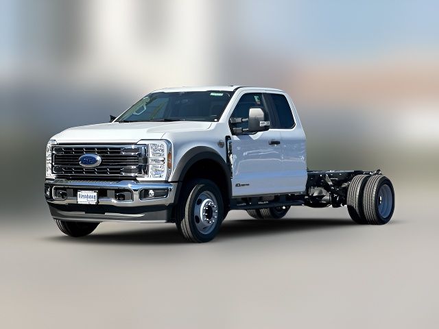 2024 Ford F-550 