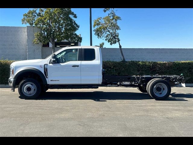 2024 Ford F-550 