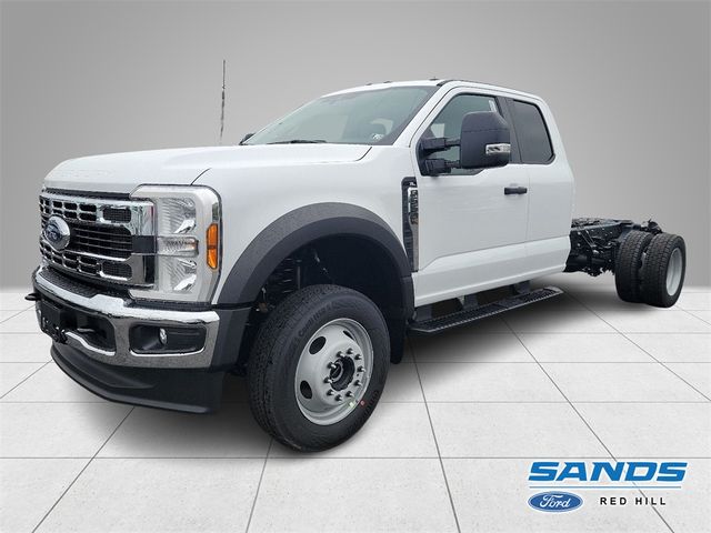 2024 Ford F-550 