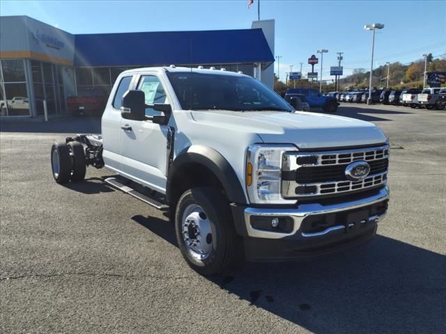 2024 Ford F-550 