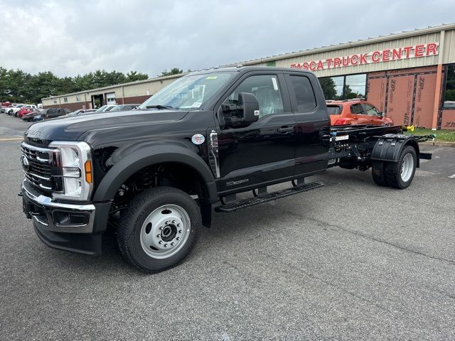 2024 Ford F-550 