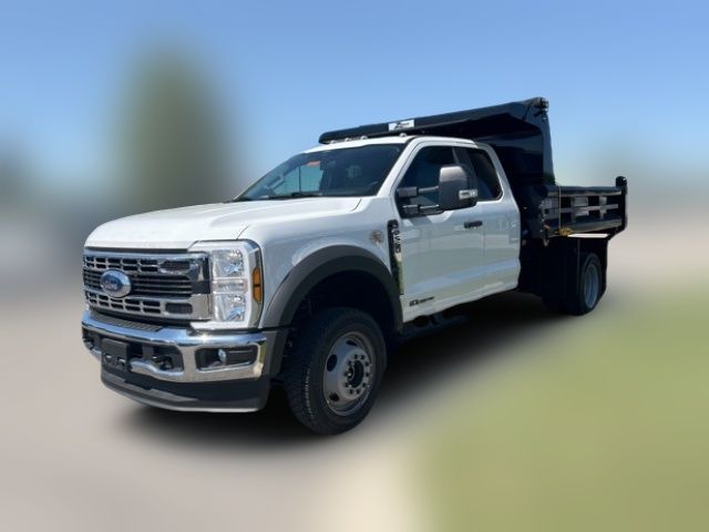 2024 Ford F-550 