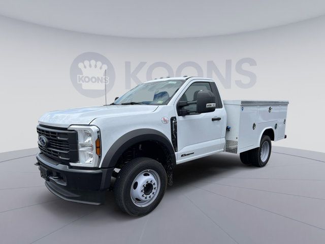 2024 Ford F-550 