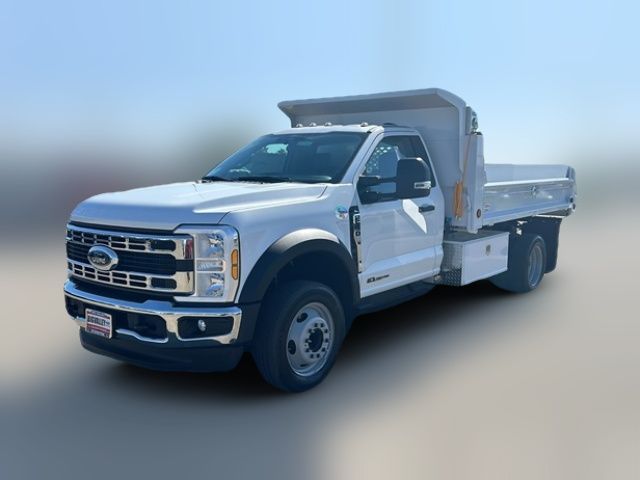 2024 Ford F-550 