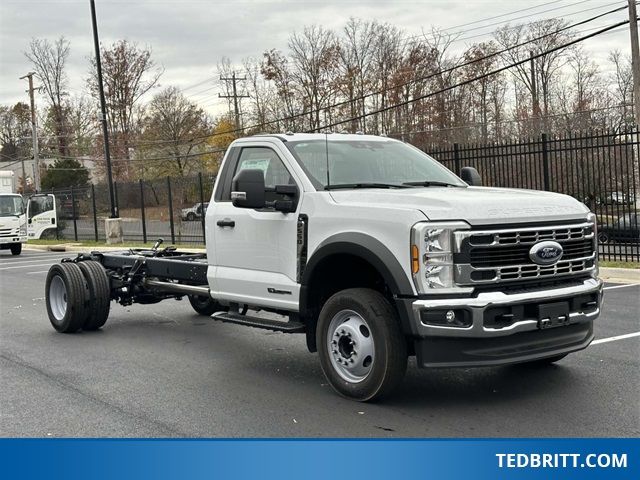 2024 Ford F-550 