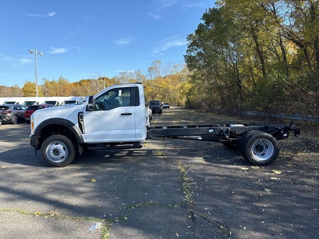 2024 Ford F-550 