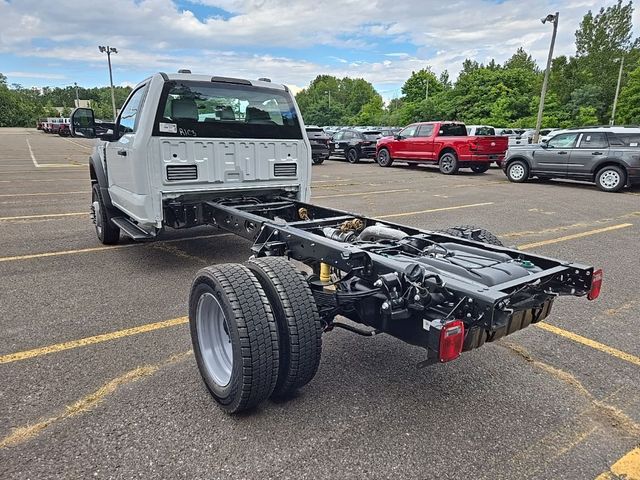 2024 Ford F-550 