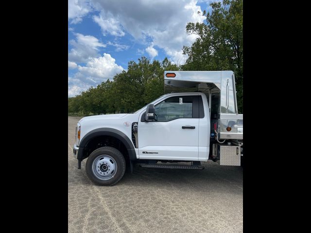 2024 Ford F-550 