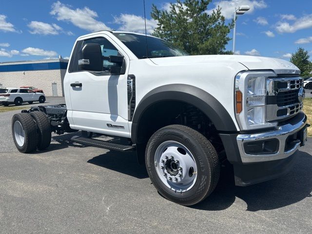 2024 Ford F-550 