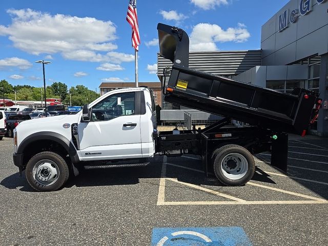 2024 Ford F-550 