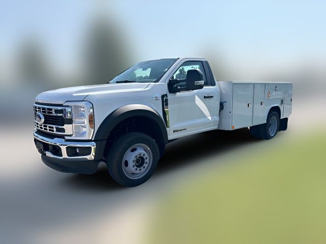 2024 Ford F-550 