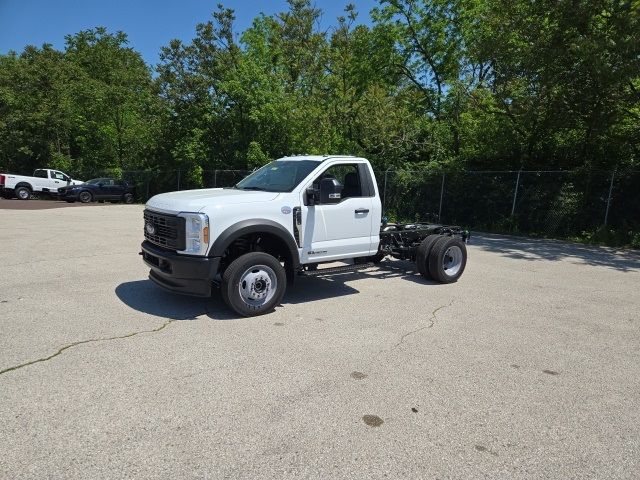 2024 Ford F-550 