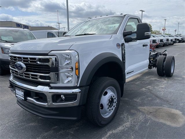 2024 Ford F-550 