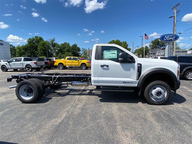 2024 Ford F-550 