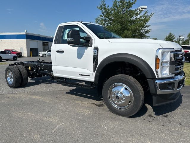 2024 Ford F-550 