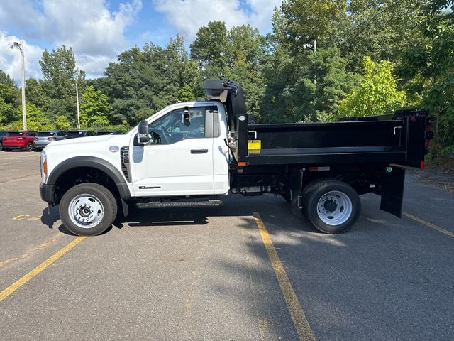 2024 Ford F-550 