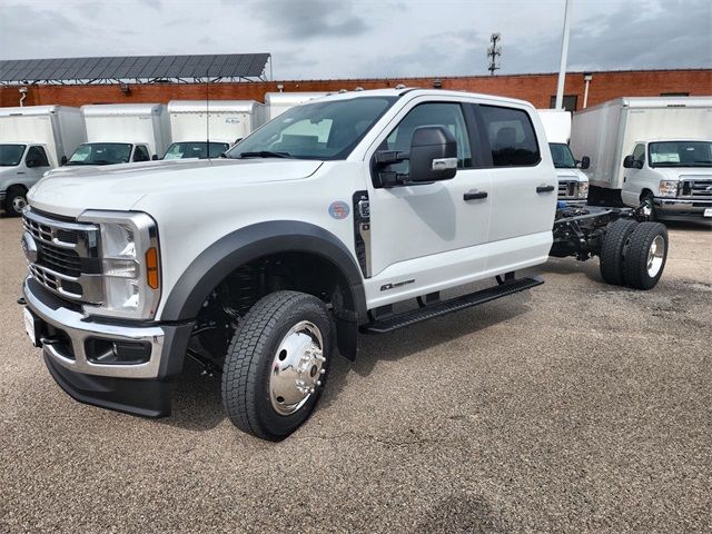 2024 Ford F-550 