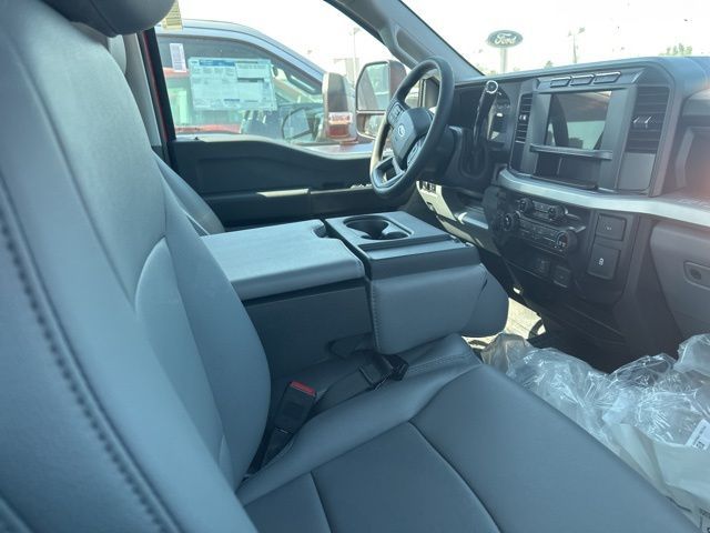 2024 Ford F-550 XL