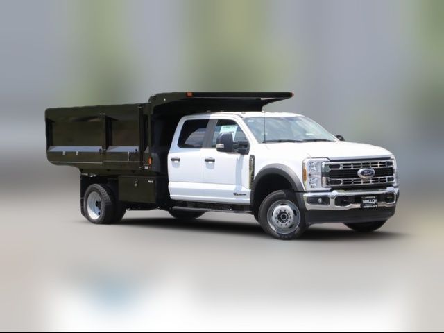 2024 Ford F-550 