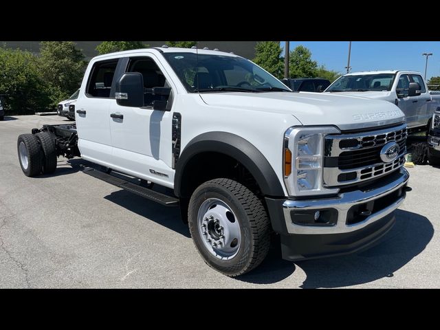 2024 Ford F-550 