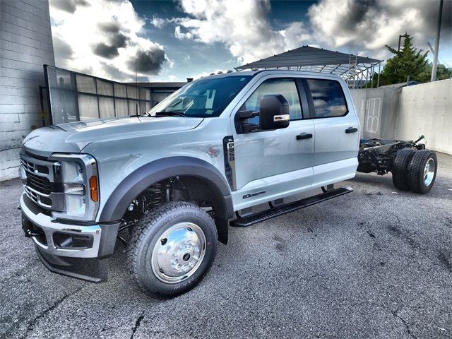 2024 Ford F-550 XL