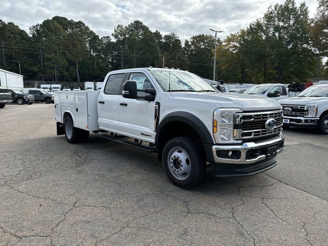 2024 Ford F-550 