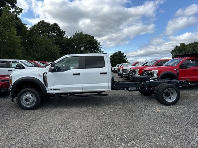 2024 Ford F-550 