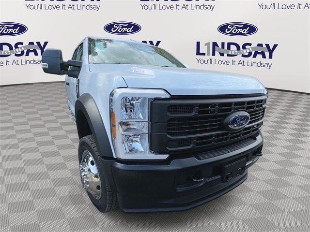 2024 Ford F-550 