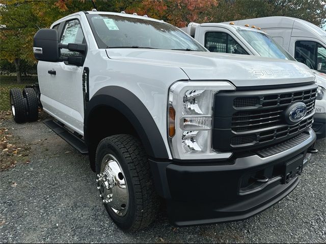 2024 Ford F-550 