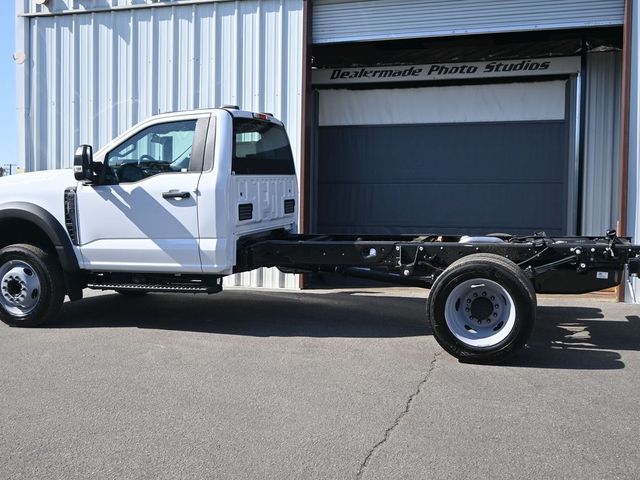 2024 Ford F-550 XL