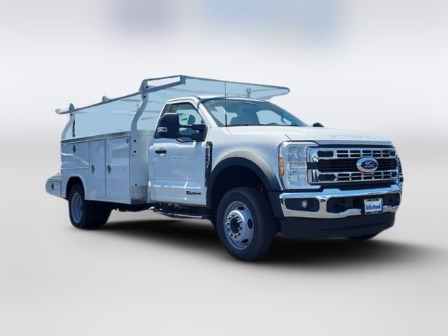 2024 Ford F-550 