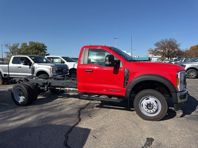 2024 Ford F-550 