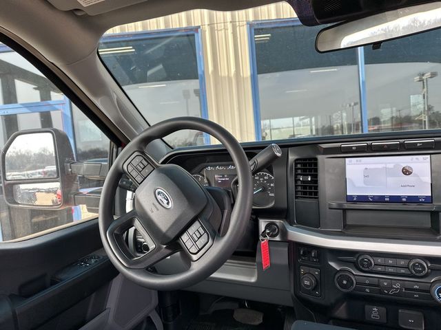 2024 Ford F-550 XL