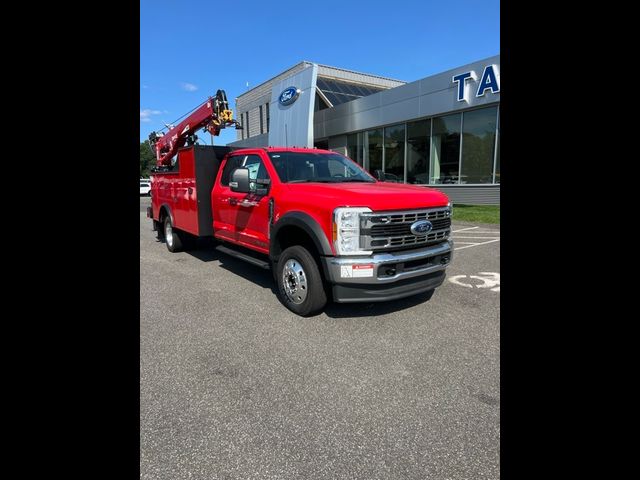 2024 Ford F-550 