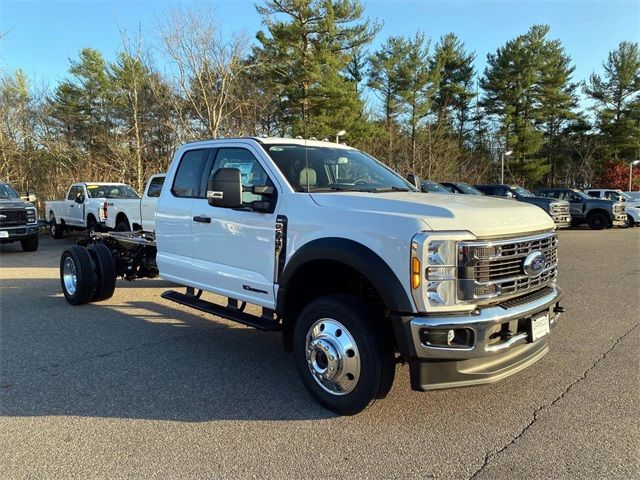 2024 Ford F-550 XLT