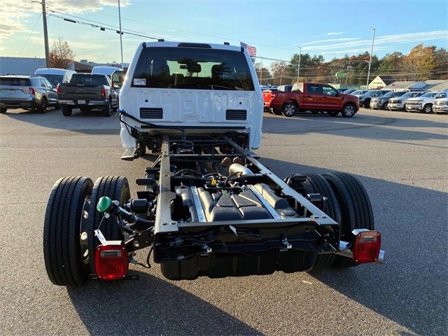 2024 Ford F-550 XLT