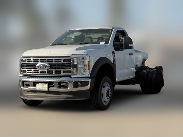 2024 Ford F-550 XLT