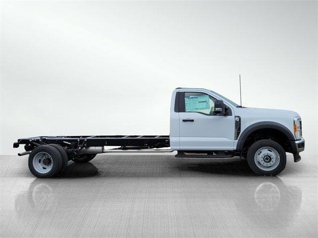 2024 Ford F-550 XLT