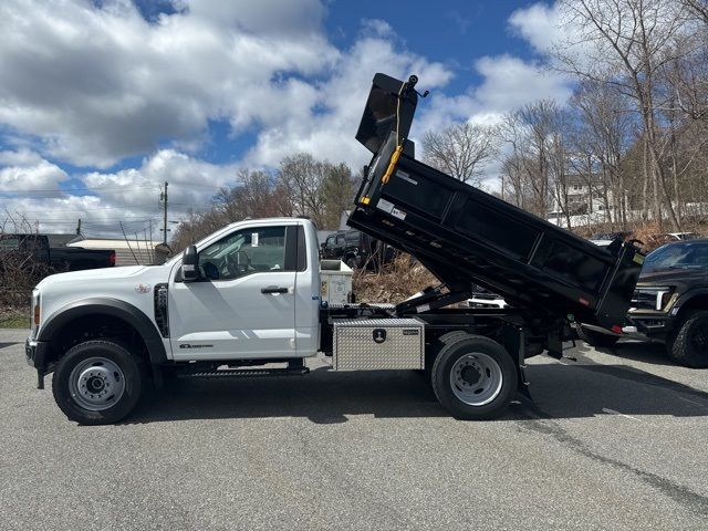 2024 Ford F-600 