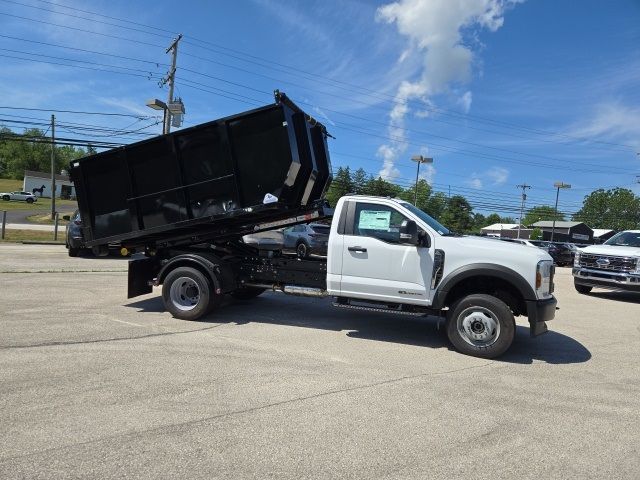 2024 Ford F-600 