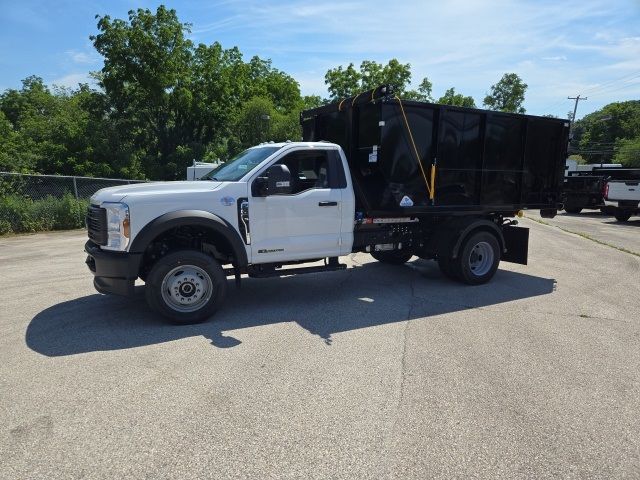 2024 Ford F-600 