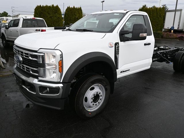 2024 Ford F-600 