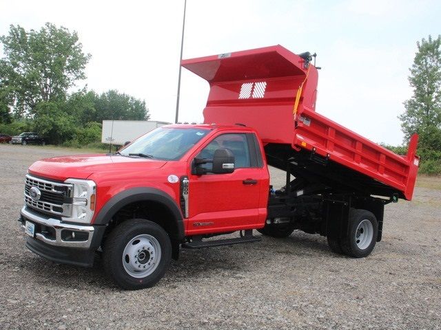 2024 Ford F-600 