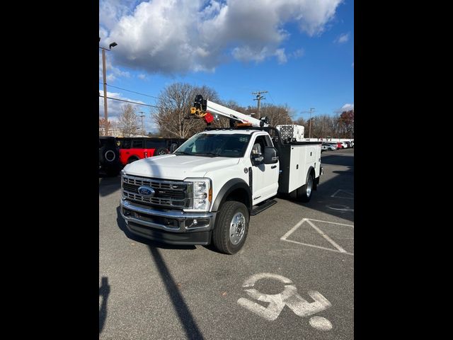 2024 Ford F-600 