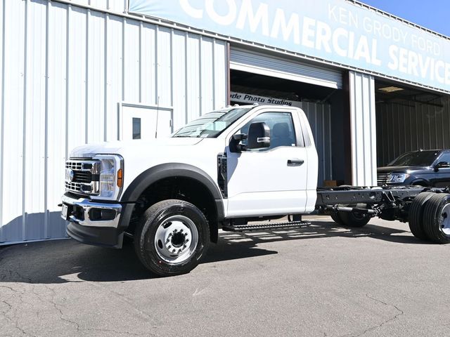 2024 Ford F-600 