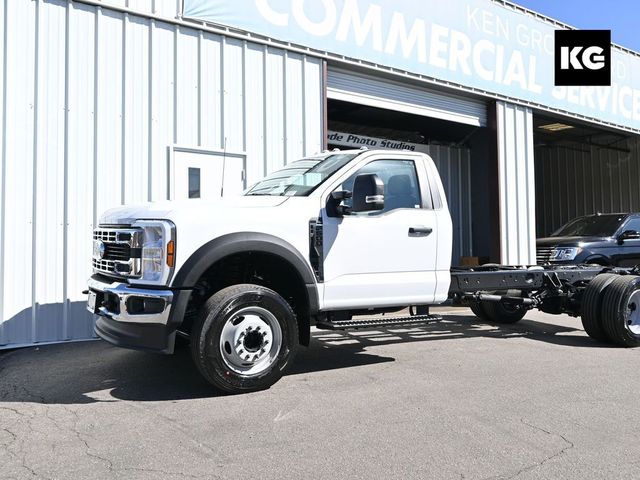 2024 Ford F-600 