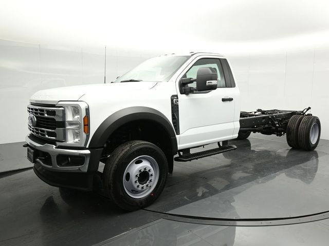 2024 Ford F-600 