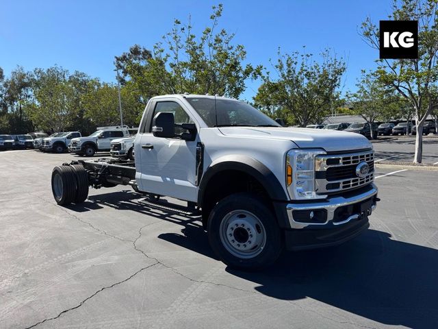 2024 Ford F-600 